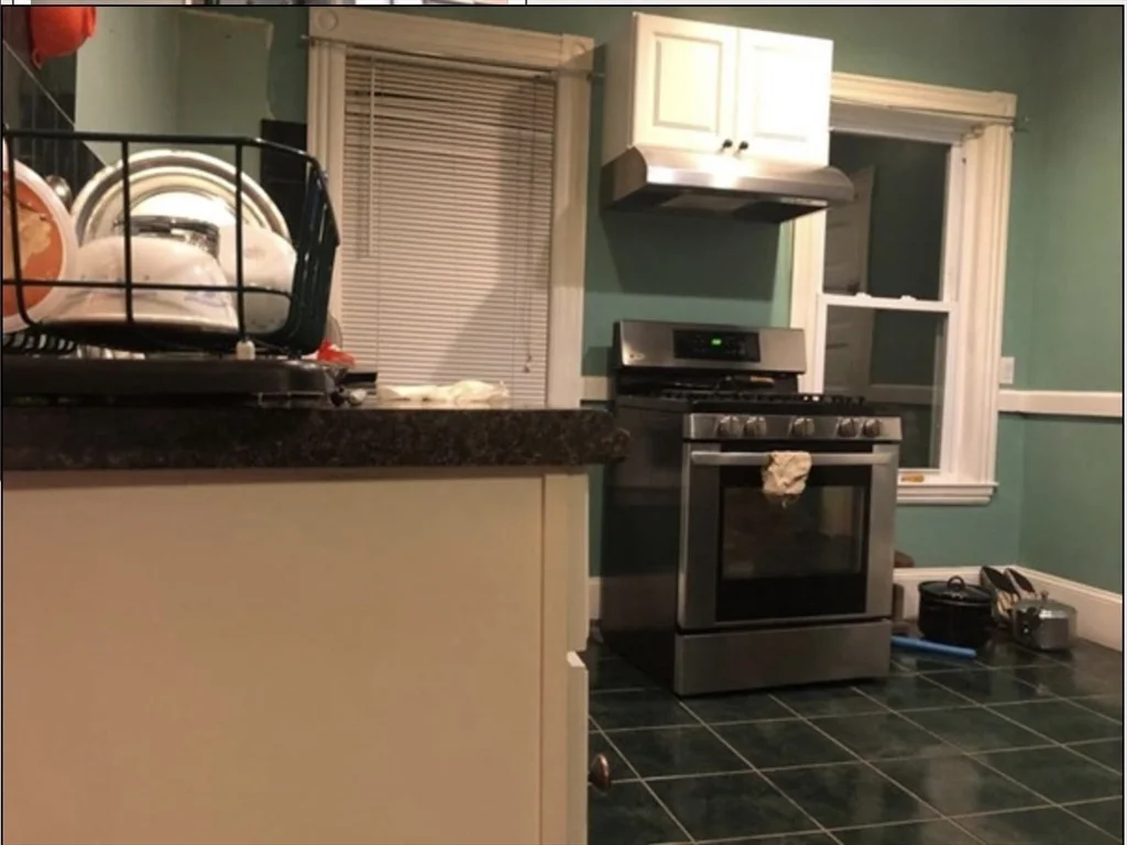 3 bed, 1 bath apartment for rent at 121 Main St Unit 1, Malden — photo 2 of 5
