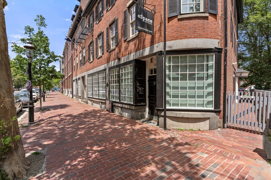 2 bed, 2 bath apartment for rent at 121 Main St Unit 3, Charlestown — photo 10 of 10