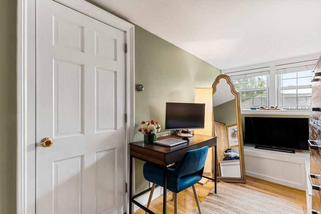 2 bed, 2 bath apartment for rent at 121 Main St Unit 3, Charlestown — photo 6 of 10