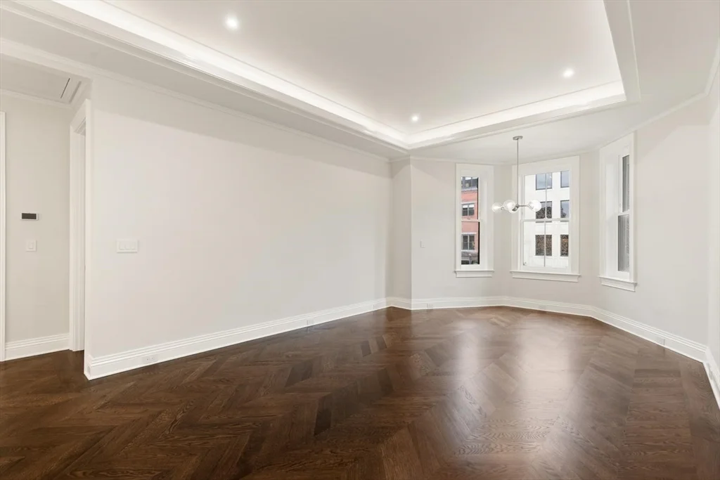 3 bed, 2 bath apartment for rent at 121 Newbury St Unit PH, Back Bay — photo 10 of 25