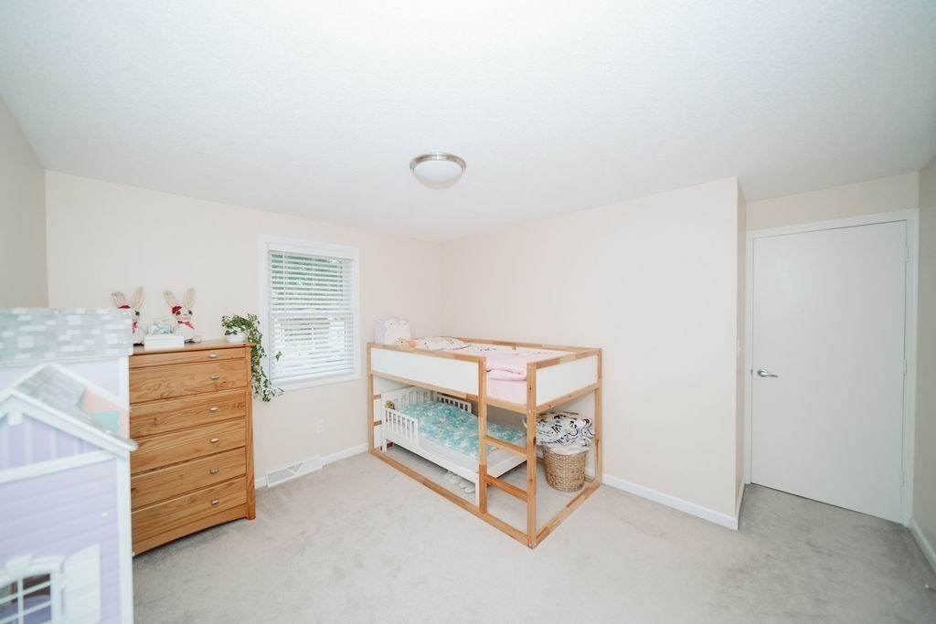 3 bed, 1 bath apartment for rent at 121 Otis St Unit B, Westfield — photo 8 of 15