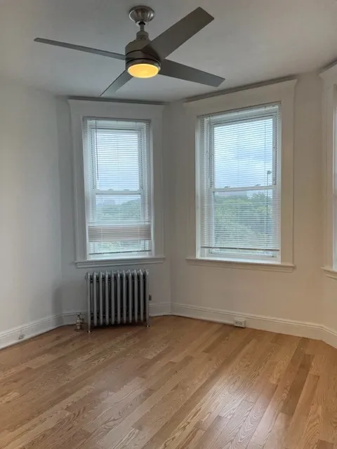 2 bed, 1 bath apartment for rent at 121 Park Dr Unit 1, Fenway — photo 3 of 7