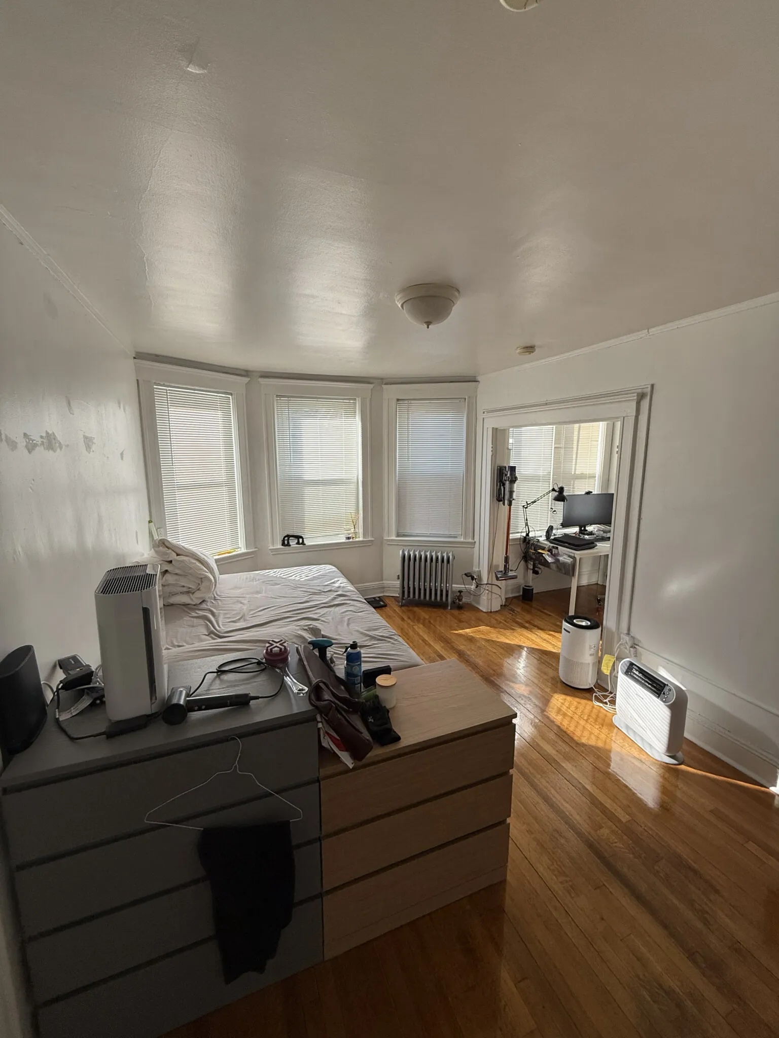 Studio bed, 1 bath apartment for rent at 121 Park Dr Unit 40, Fenway — photo 4 of 11