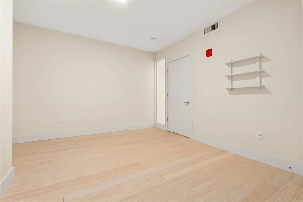 2 bed, 2 bath apartment for rent at 121 Portland St Unit 708, West End — photo 18 of 36