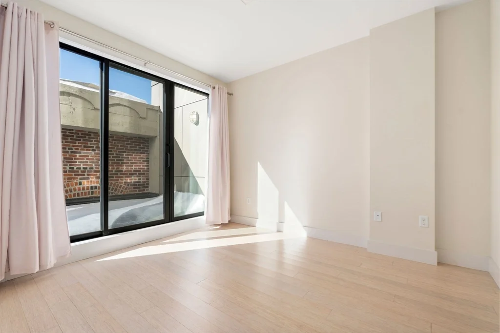 2 bed, 2 bath apartment for rent at 121 Portland St Unit 708, West End — photo 14 of 36