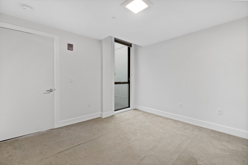 2 bed, 2 bath apartment for rent at 121 Portland St Unit 801, West End — photo 20 of 24