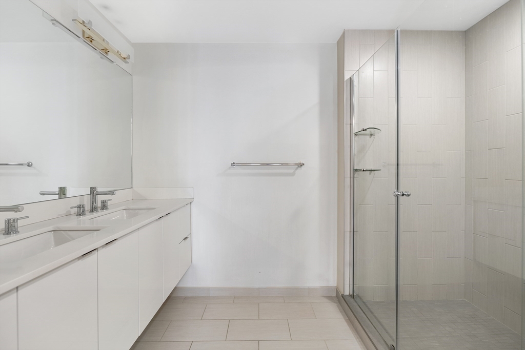 2 bed, 2 bath apartment for rent at 121 Portland St Unit 801, West End — photo 17 of 24