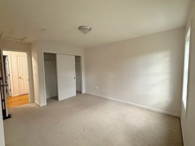 3 bed, 2 bath apartment for rent at 121 Robin Hill Rd Unit B, Groton — photo 16 of 18