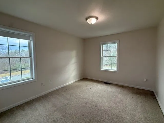 3 bed, 2 bath apartment for rent at 121 Robin Hill Rd Unit B, Groton — photo 15 of 18