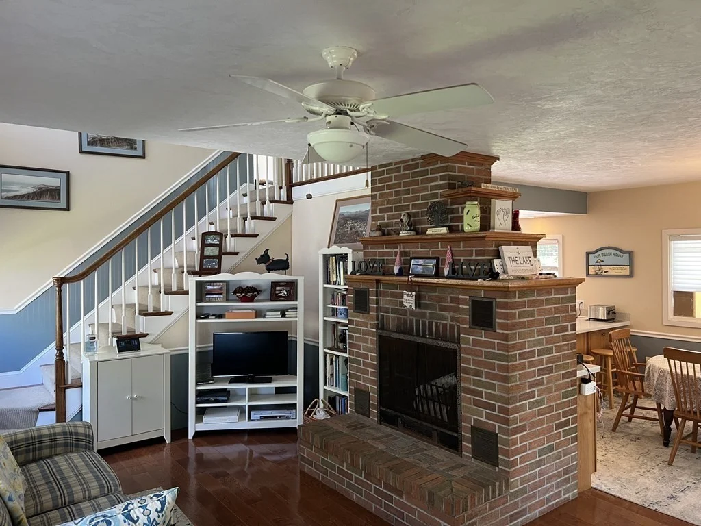 3 bed, 2 bath apartment for rent at 121 Shore Rd, Douglas — photo 9 of 19