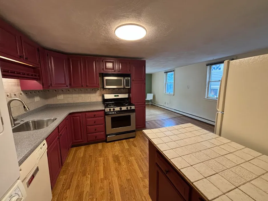 2 bed, 1.5 bath apartment for rent at 121 Spring St Unit SF, East Cambridge — photo 8 of 25