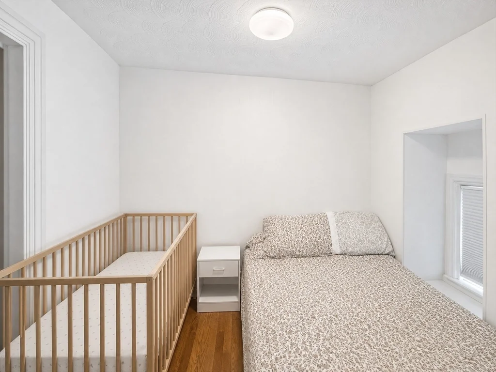 Studio bed, 1 bath apartment for rent at 121 Thorndike St Unit 3L, East Cambridge — photo 4 of 8