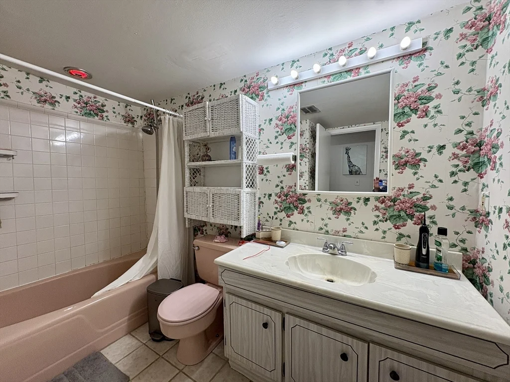 2 bed, 1 bath apartment for rent at 121 Tremont St Unit 215, Brighton — photo 16 of 22