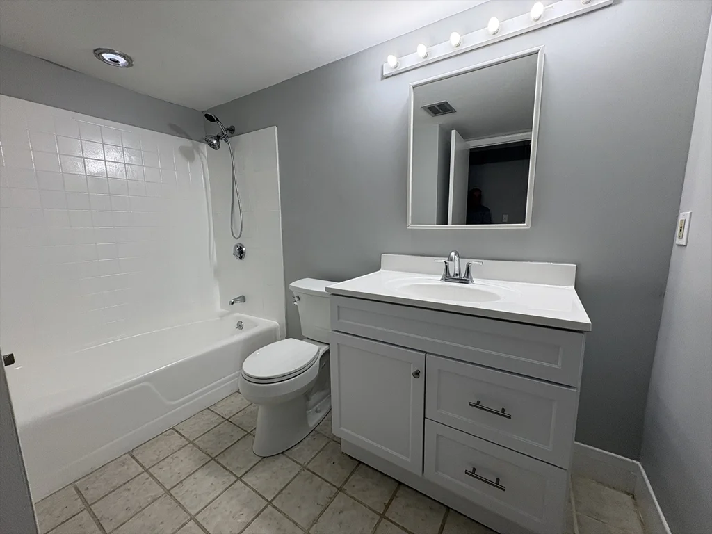 2 bed, 1 bath apartment for rent at 121 Tremont St Unit 215, Brighton — photo 15 of 20