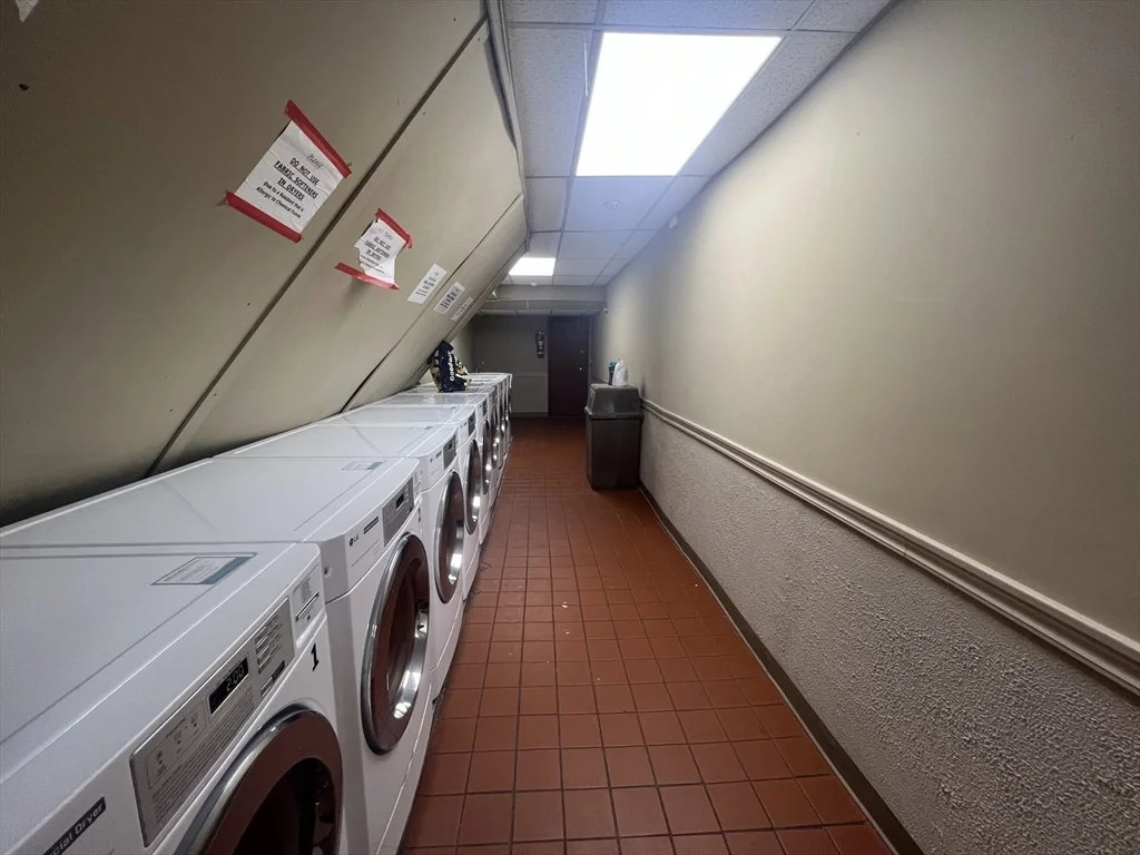 2 bed, 1 bath apartment for rent at 121 Tremont St Unit 317, Brighton — photo 9 of 12