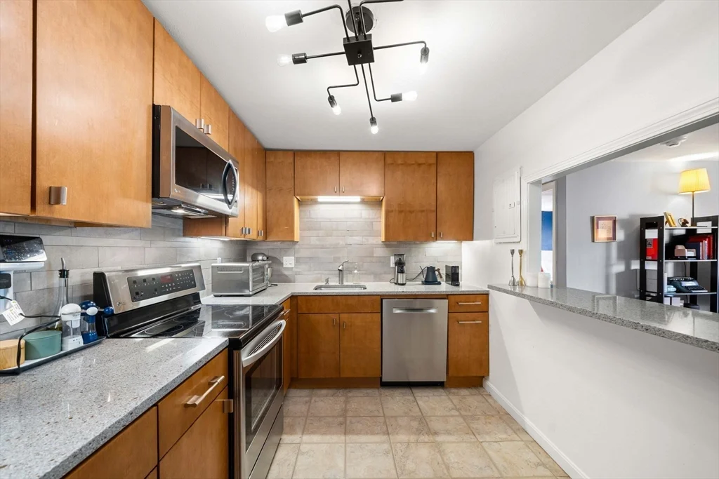 2 bed, 1 bath apartment for rent at 121 Tremont St Unit A316, Brighton — photo 7 of 25