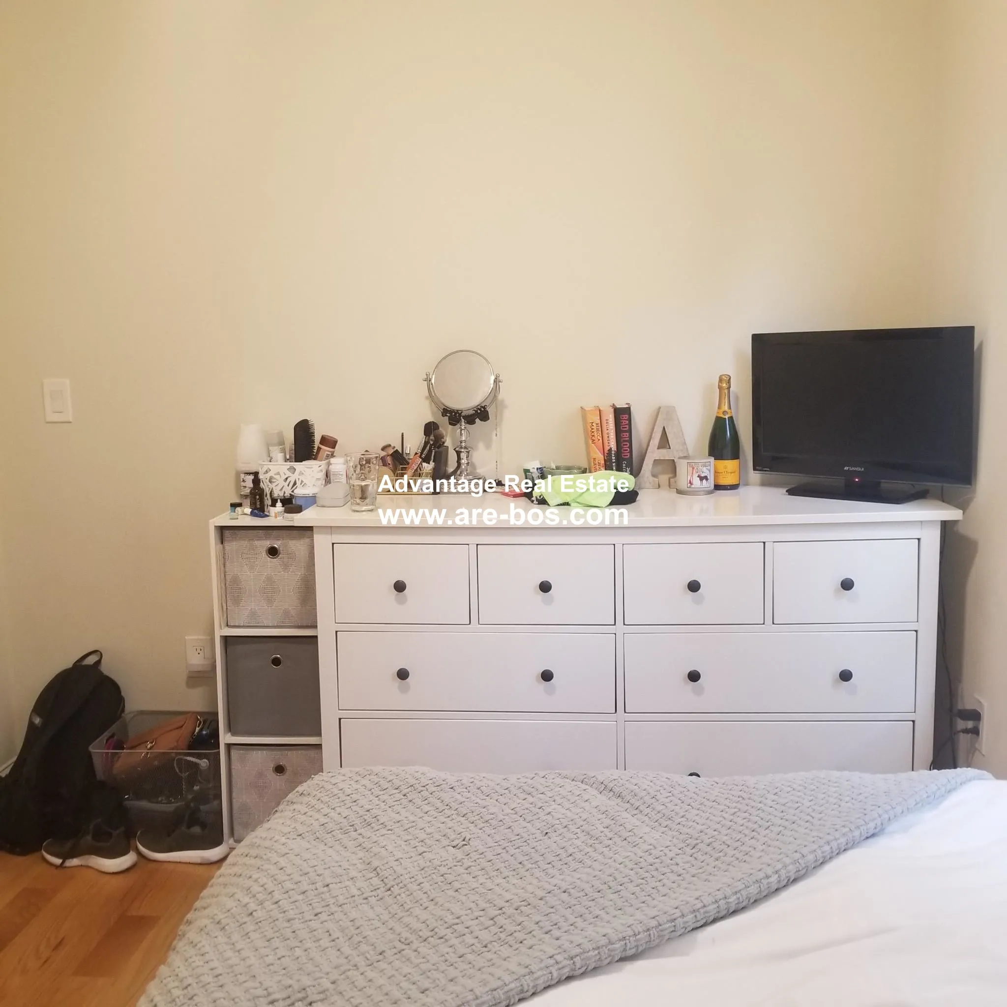3 bed, 1.5 bath apartment for rent at 121 Webster Ave Unit 1, Wellington-Harrington — photo 9 of 17