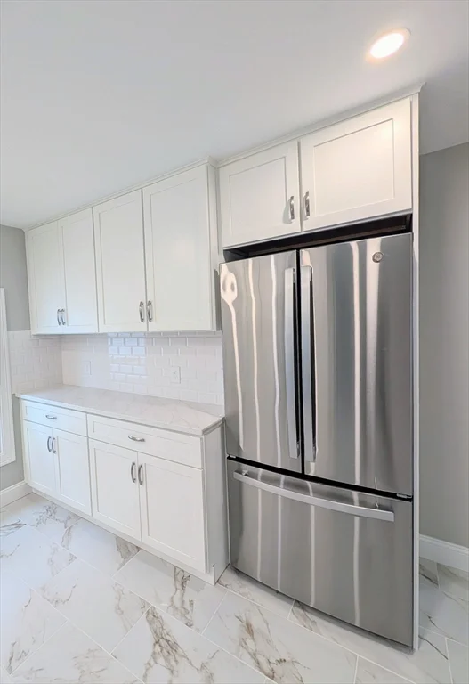 3 bed, 1 bath apartment for rent at 121 Whitman St Unit 2, New Bedford — photo 2 of 11