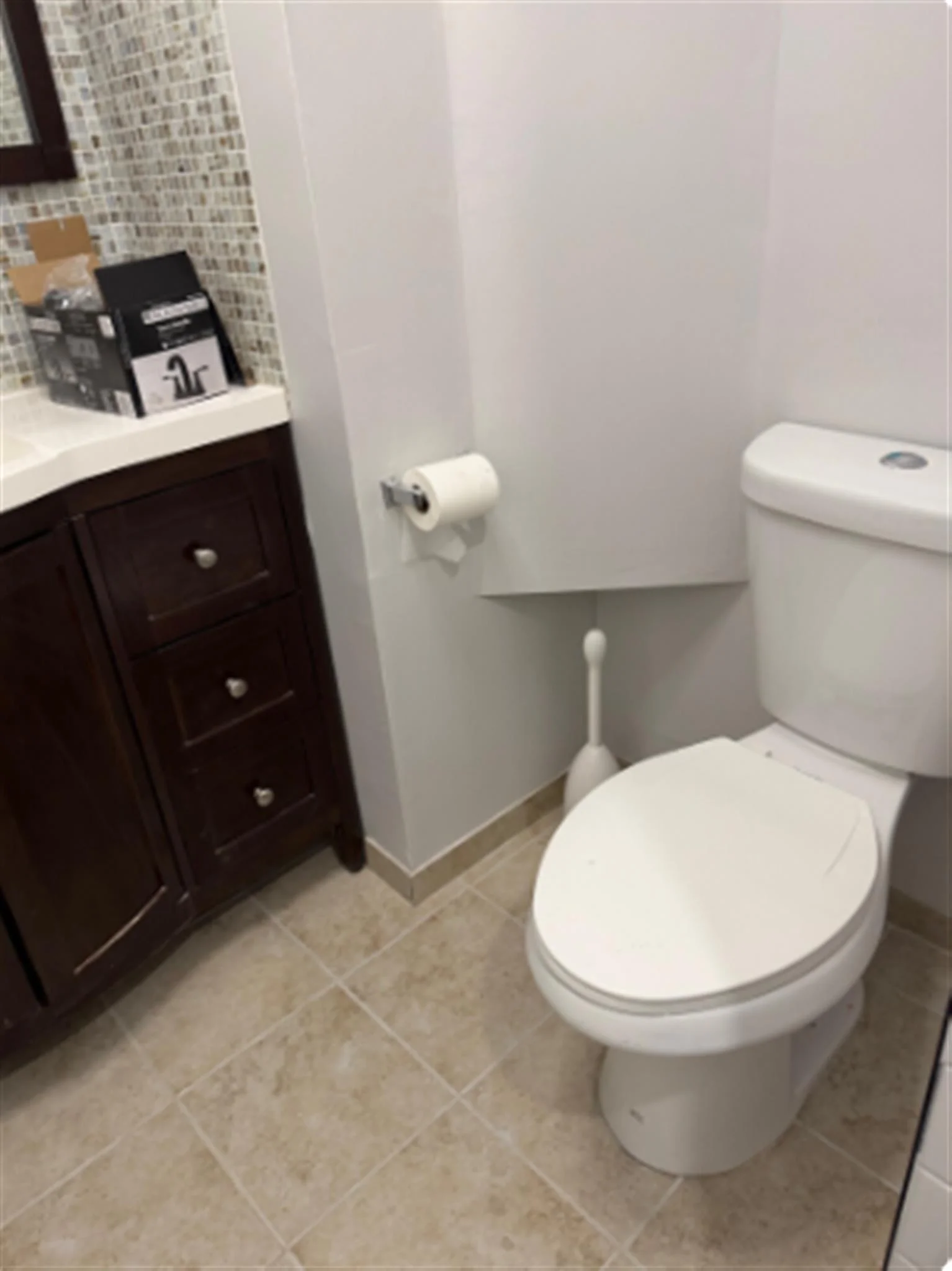 Studio bed, 1 bath apartment for rent at 121 Winthrop St Unit 1, Medford — photo 3 of 8