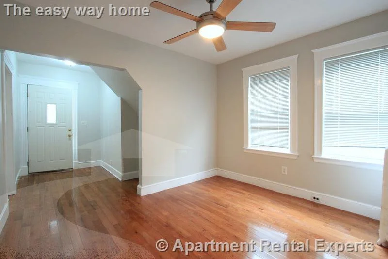 3 bed, 1 bath apartment for rent at 121 Yale St, Ball Square — photo 6 of 17