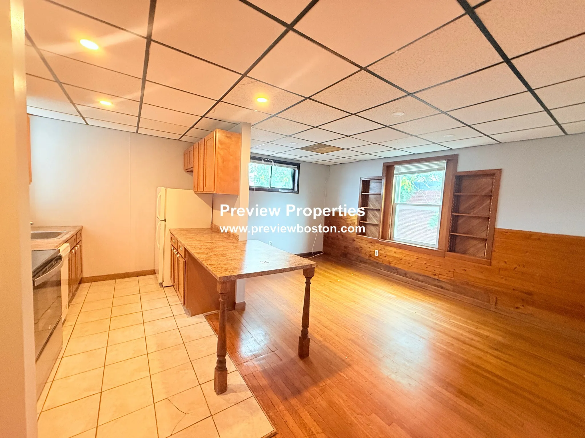 2.5 bed, 1 bath apartment for rent at 1211 Commonwealth Ave Unit 2, Brighton — photo 3 of 14