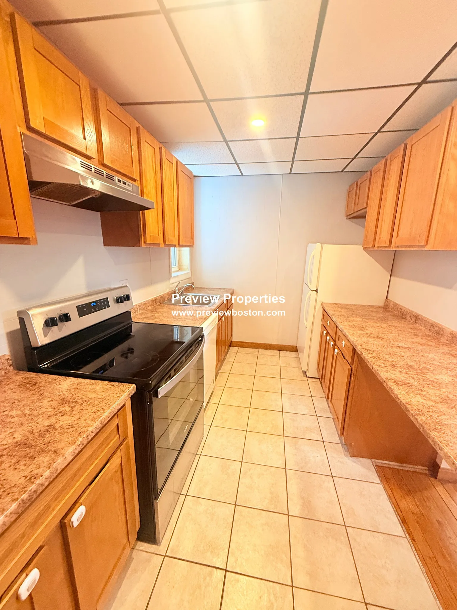 2.5 bed, 1 bath apartment for rent at 1211 Commonwealth Ave Unit 2, Brighton — photo 1 of 14
