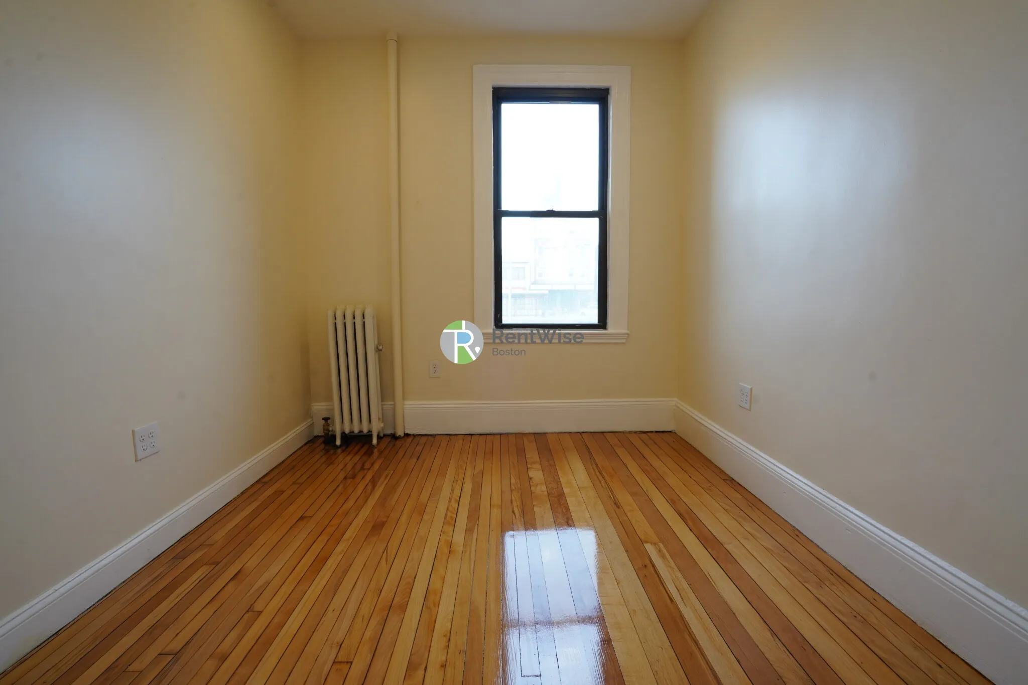 2 bed, 2 bath apartment for rent at 1212 Commonwealth Ave Unit 1, Brighton — photo 8 of 18