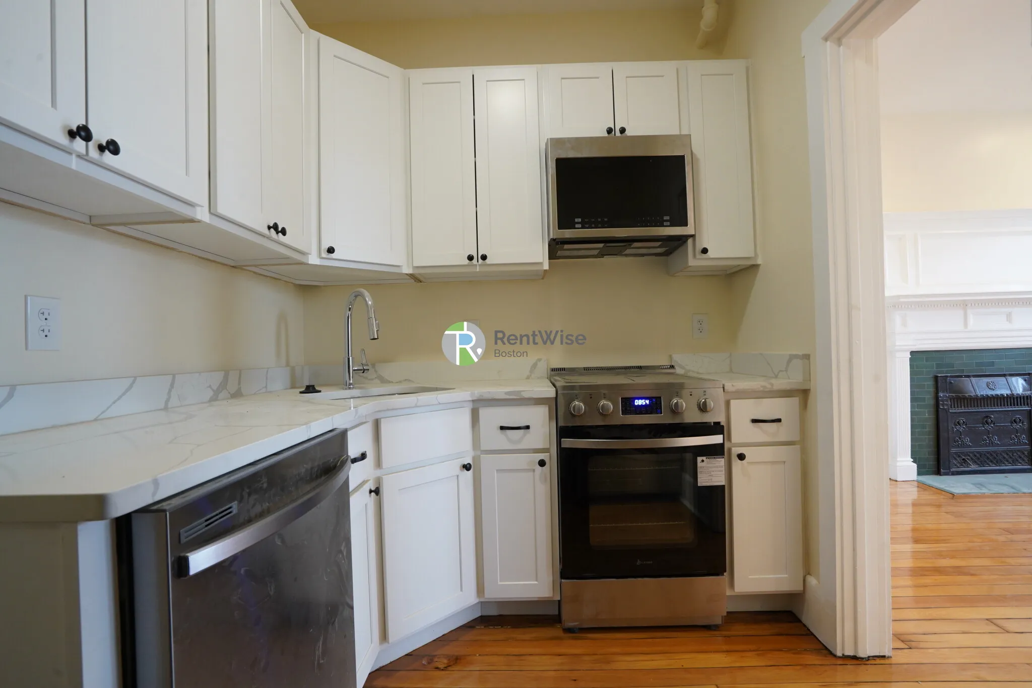 2 bed, 2 bath apartment for rent at 1212 Commonwealth Ave Unit 1, Brighton — photo 12 of 18