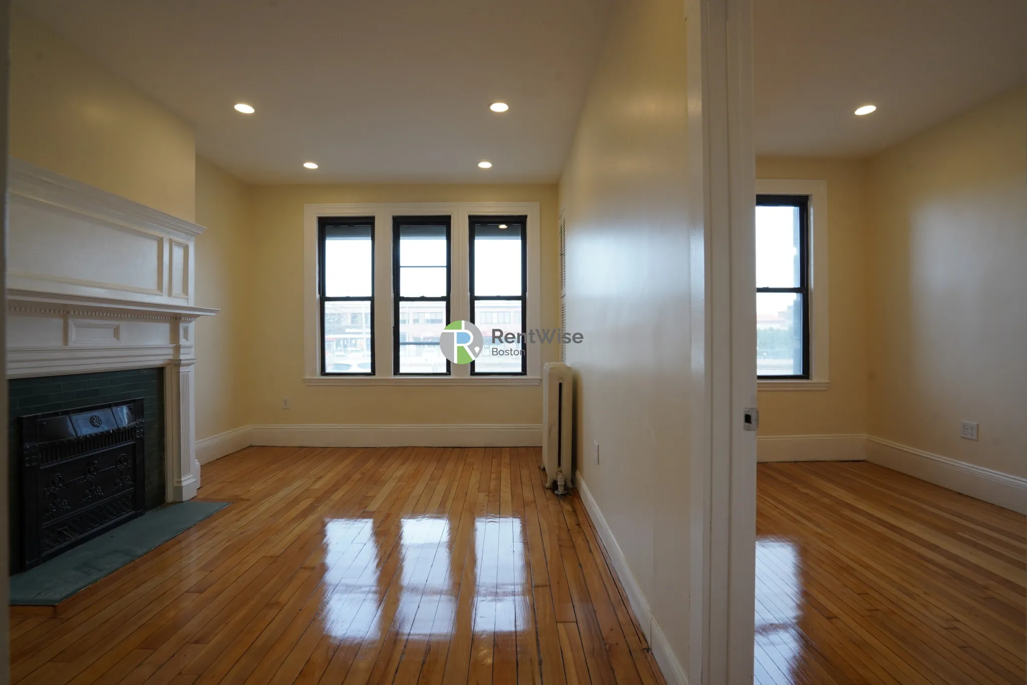 2 bed, 2 bath apartment for rent at 1212 Commonwealth Ave Unit 1, Brighton — photo 1 of 18