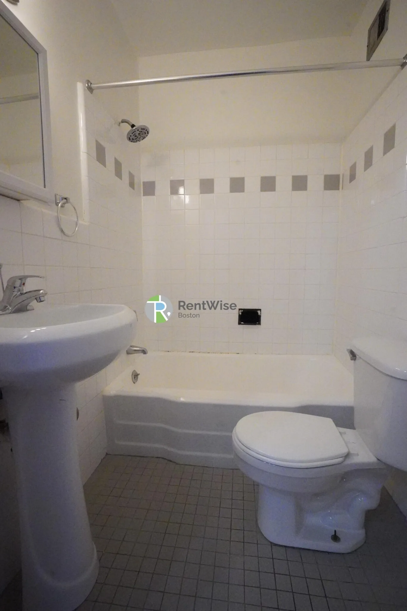 1 bed, 1 bath apartment for rent at 1212 Commonwealth Ave Unit 11, Brighton — photo 7 of 14
