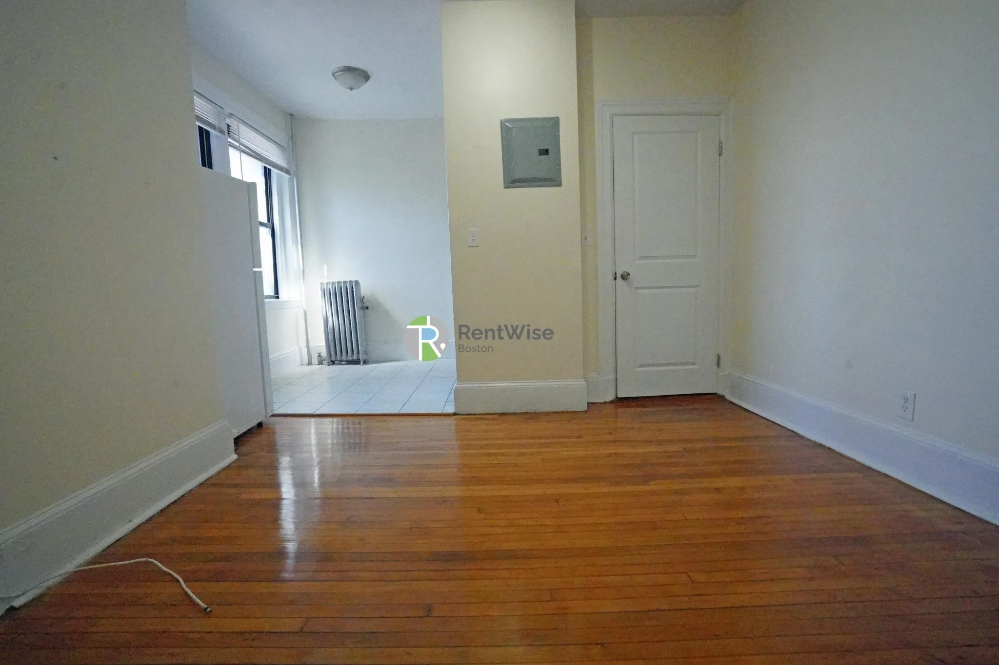 1 bed, 1 bath apartment for rent at 1212 Commonwealth Ave Unit 11, Brighton — photo 2 of 14