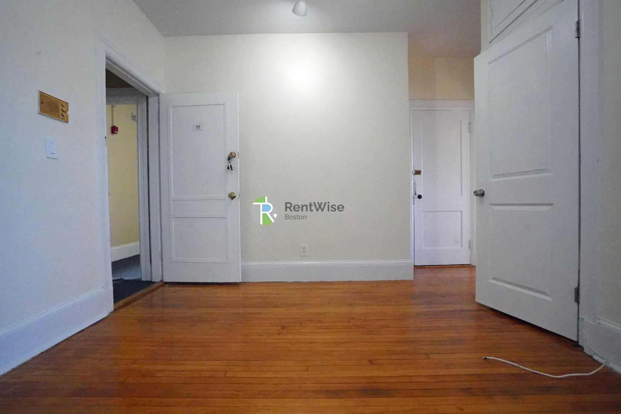 1 bed, 1 bath apartment for rent at 1212 Commonwealth Ave Unit 11, Brighton — photo 3 of 14
