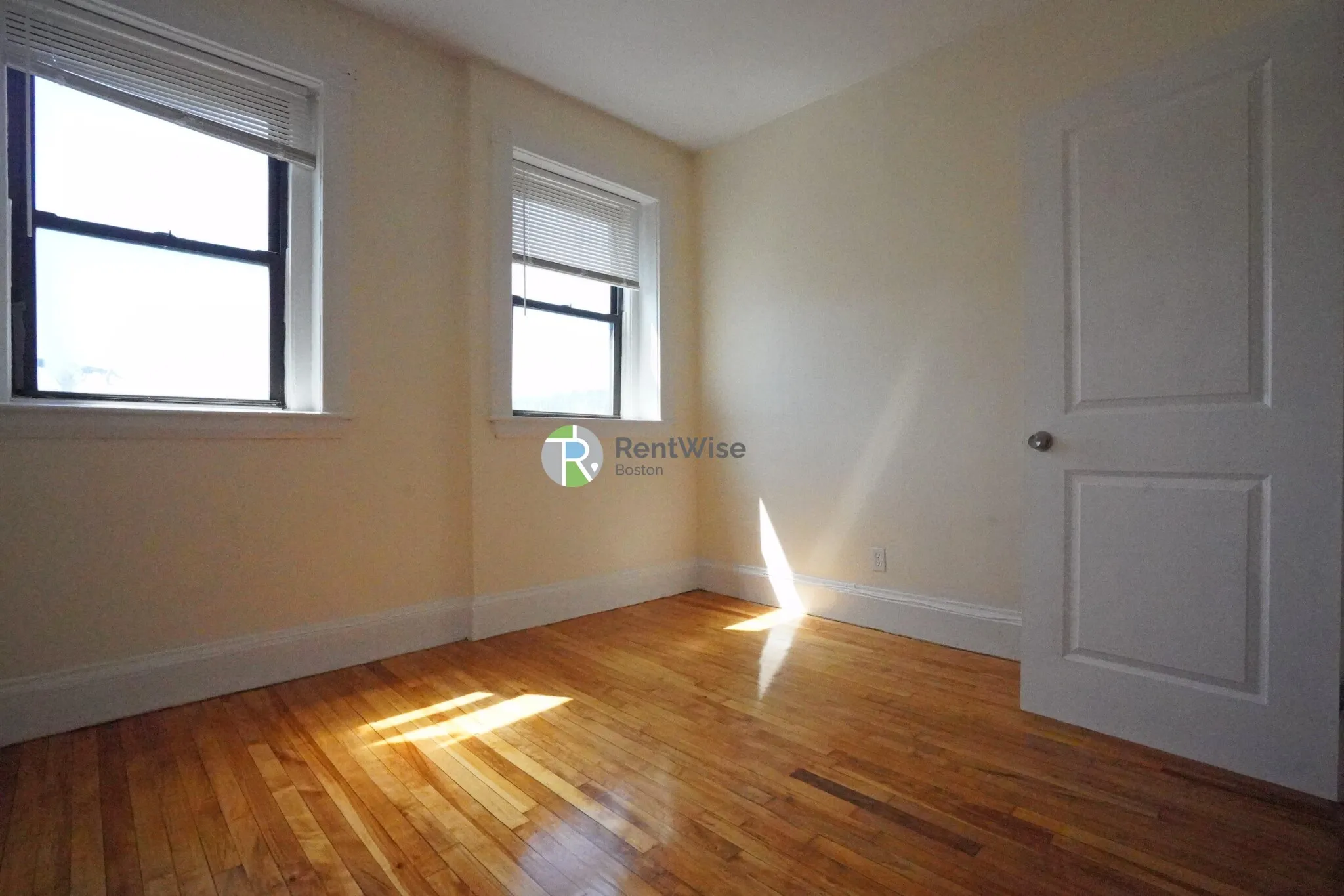 1 bed, 1 bath apartment for rent at 1212 Commonwealth Ave Unit 11, Brighton — photo 8 of 14