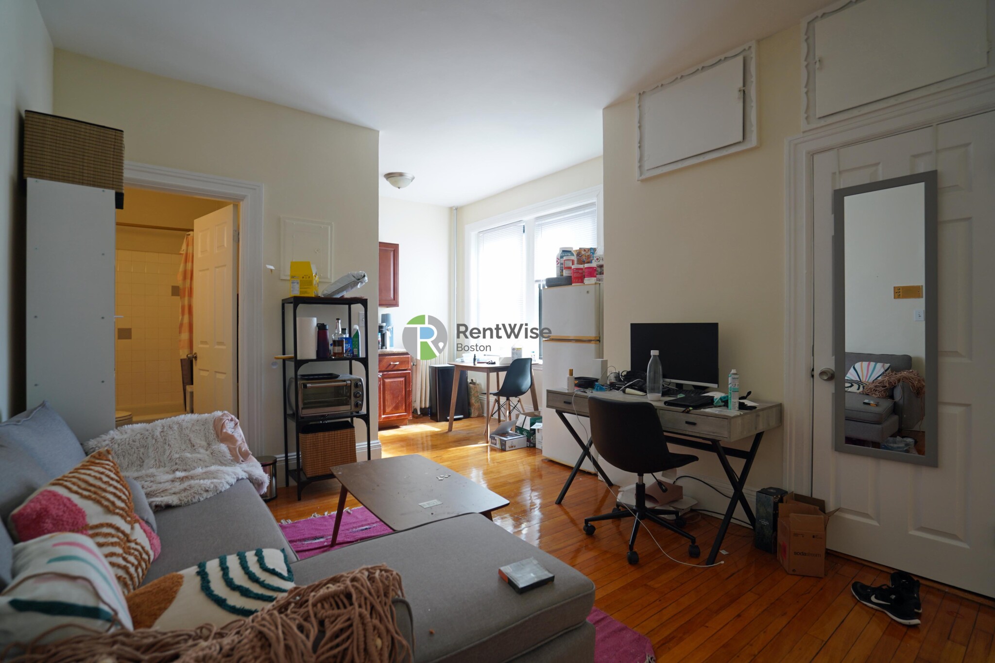 1 bed, 1 bath apartment for rent at 1212 Commonwealth Ave Unit 12, Brighton — photo 2 of 15