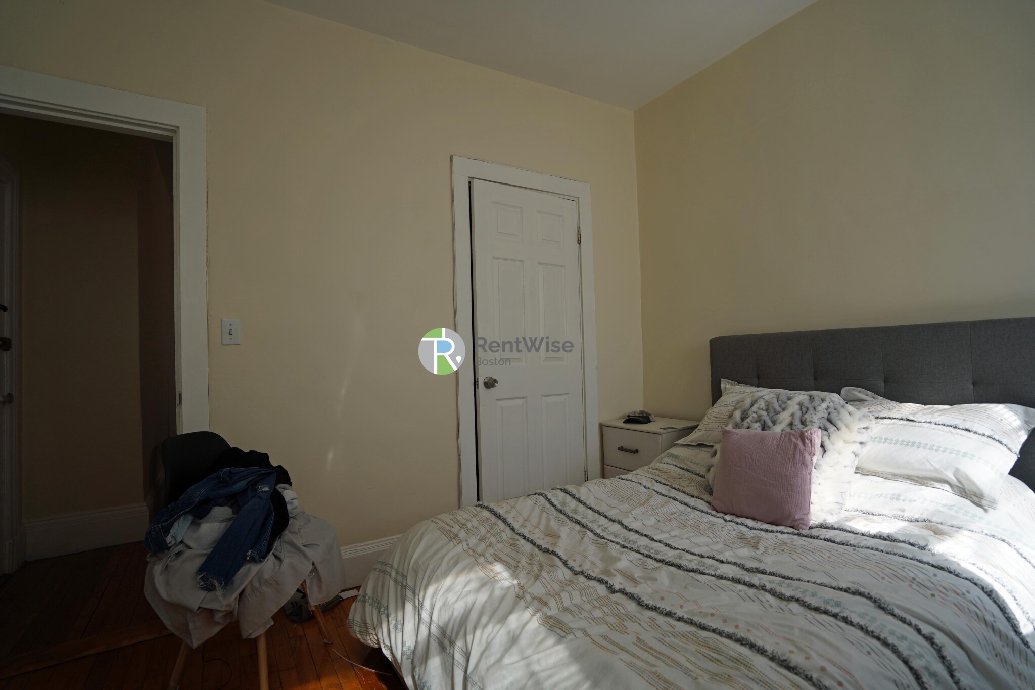 1 bed, 1 bath apartment for rent at 1212 Commonwealth Ave Unit 12, Brighton — photo 11 of 15