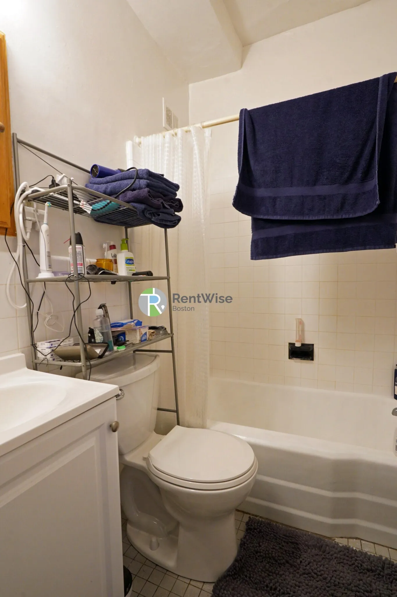 1 bed, 1 bath apartment for rent at 1212 Commonwealth Ave Unit 16, Brighton — photo 16 of 23