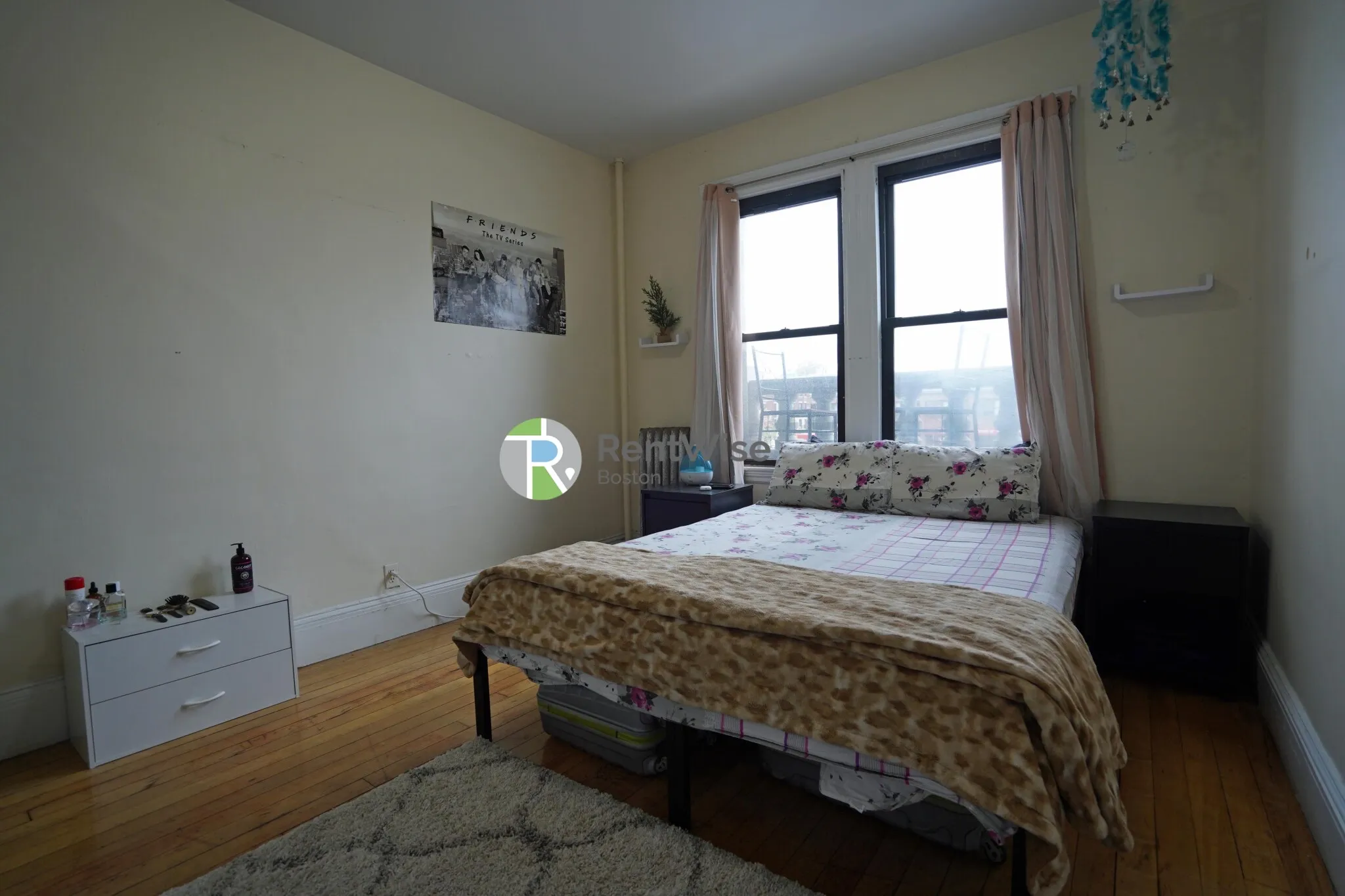 1 bed, 1 bath apartment for rent at 1212 Commonwealth Ave Unit 5, Brighton — photo 9 of 17