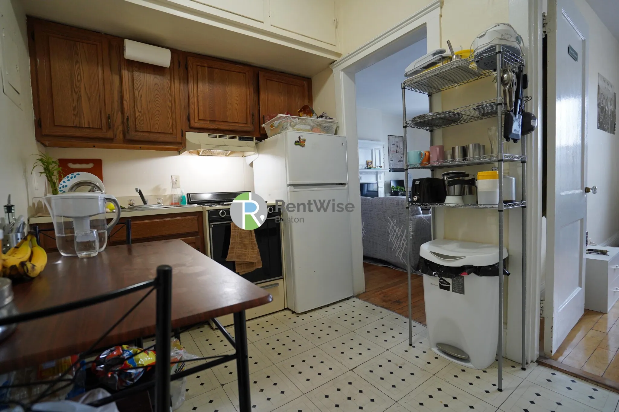 1 bed, 1 bath apartment for rent at 1212 Commonwealth Ave Unit 5, Brighton — photo 6 of 17
