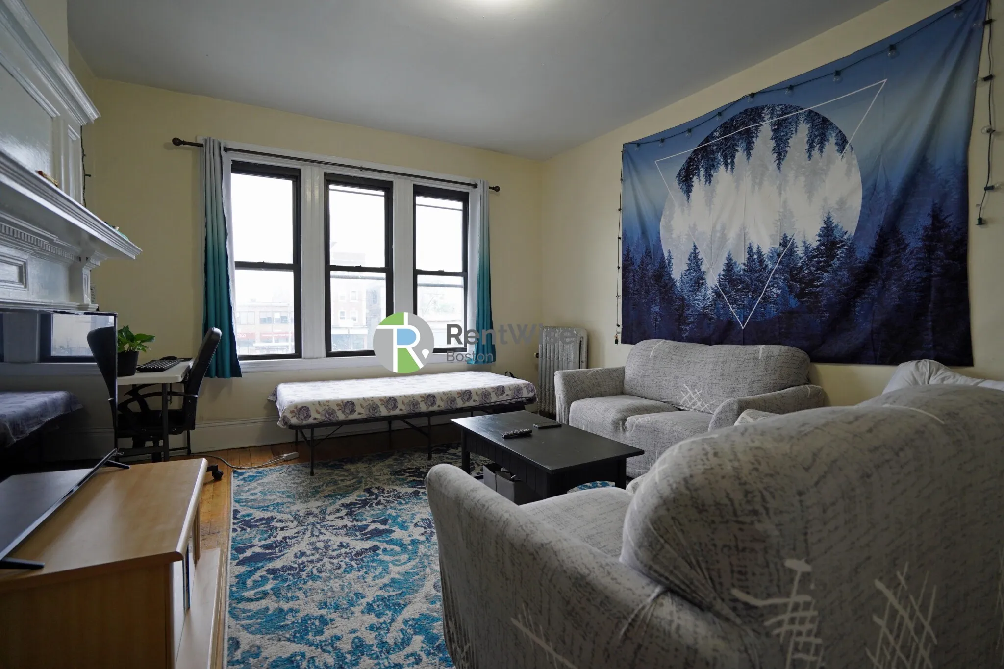1 bed, 1 bath apartment for rent at 1212 Commonwealth Ave Unit 5, Brighton — photo 2 of 17