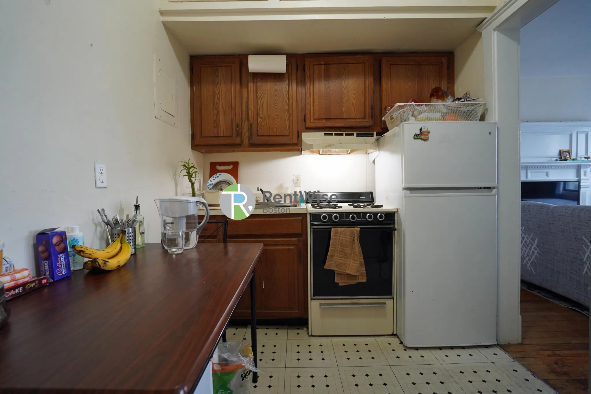 1 bed, 1 bath apartment for rent at 1212 Commonwealth Ave Unit 5, Brighton — photo 5 of 17