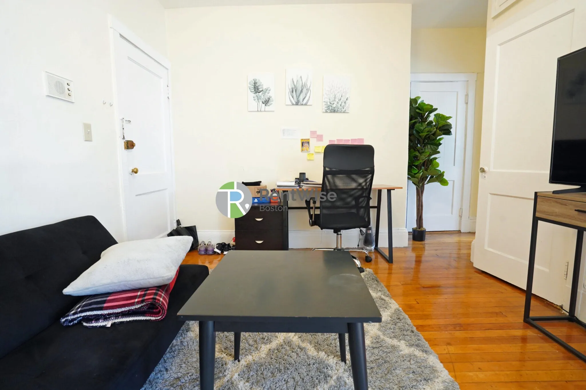 1 bed, 1 bath apartment for rent at 1212 Commonwealth Ave Unit 6, Brighton — photo 14 of 27