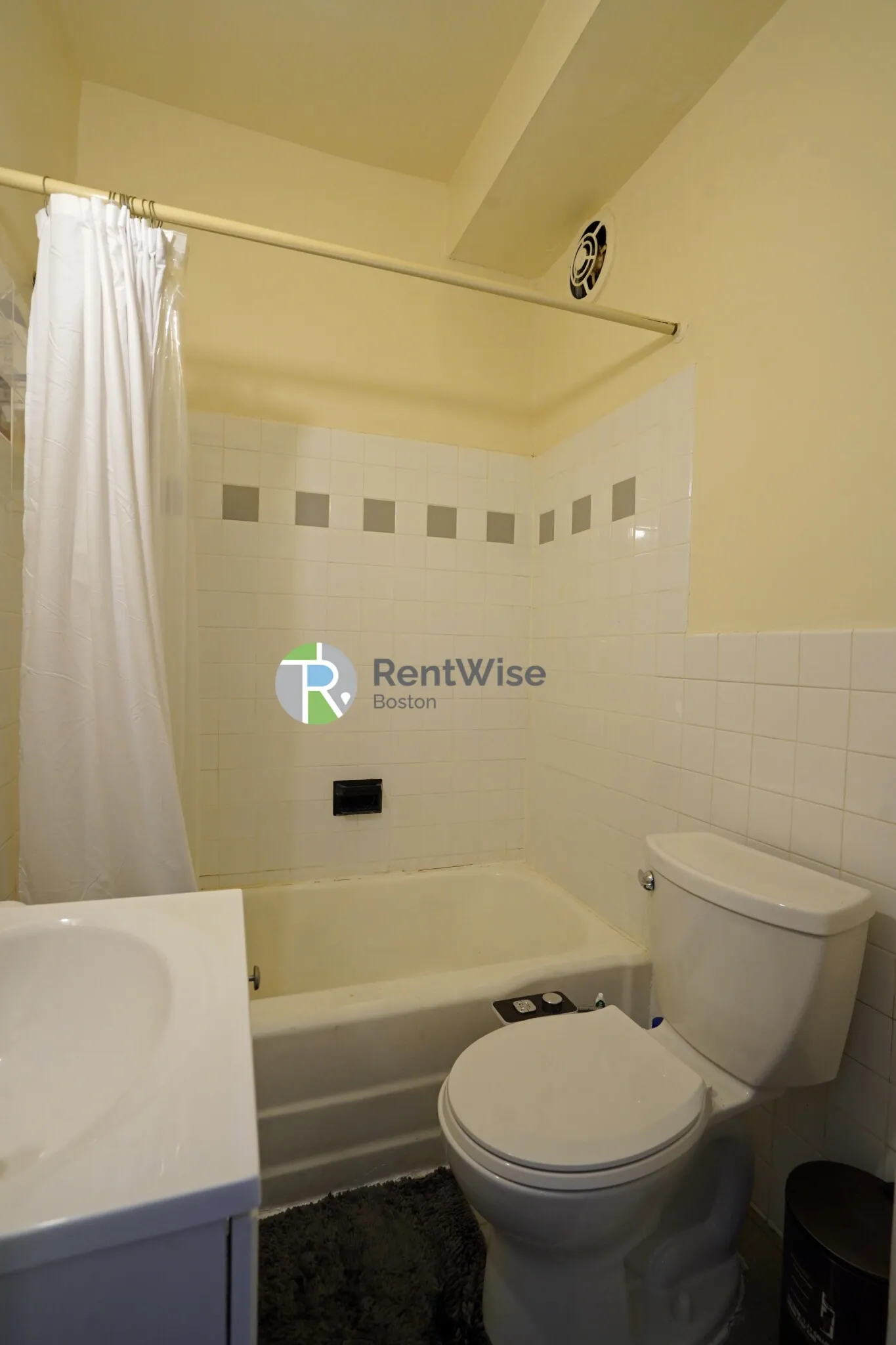 1 bed, 1 bath apartment for rent at 1212 Commonwealth Ave Unit 6, Brighton — photo 23 of 27