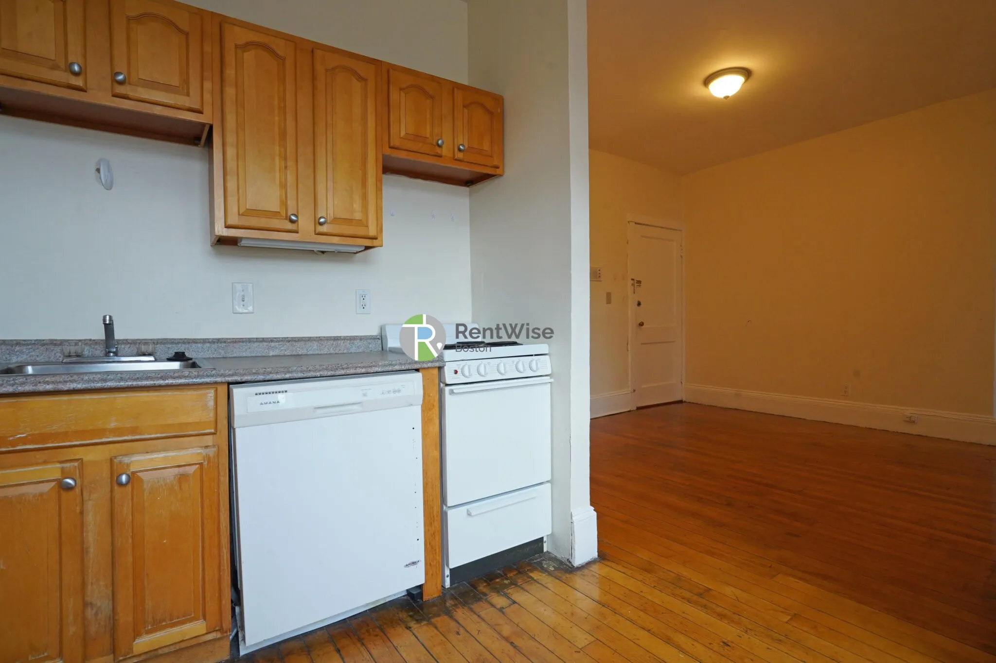 1 bed, 1 bath apartment for rent at 1212 Commonwealth Ave Unit 6, Brighton — photo 7 of 27