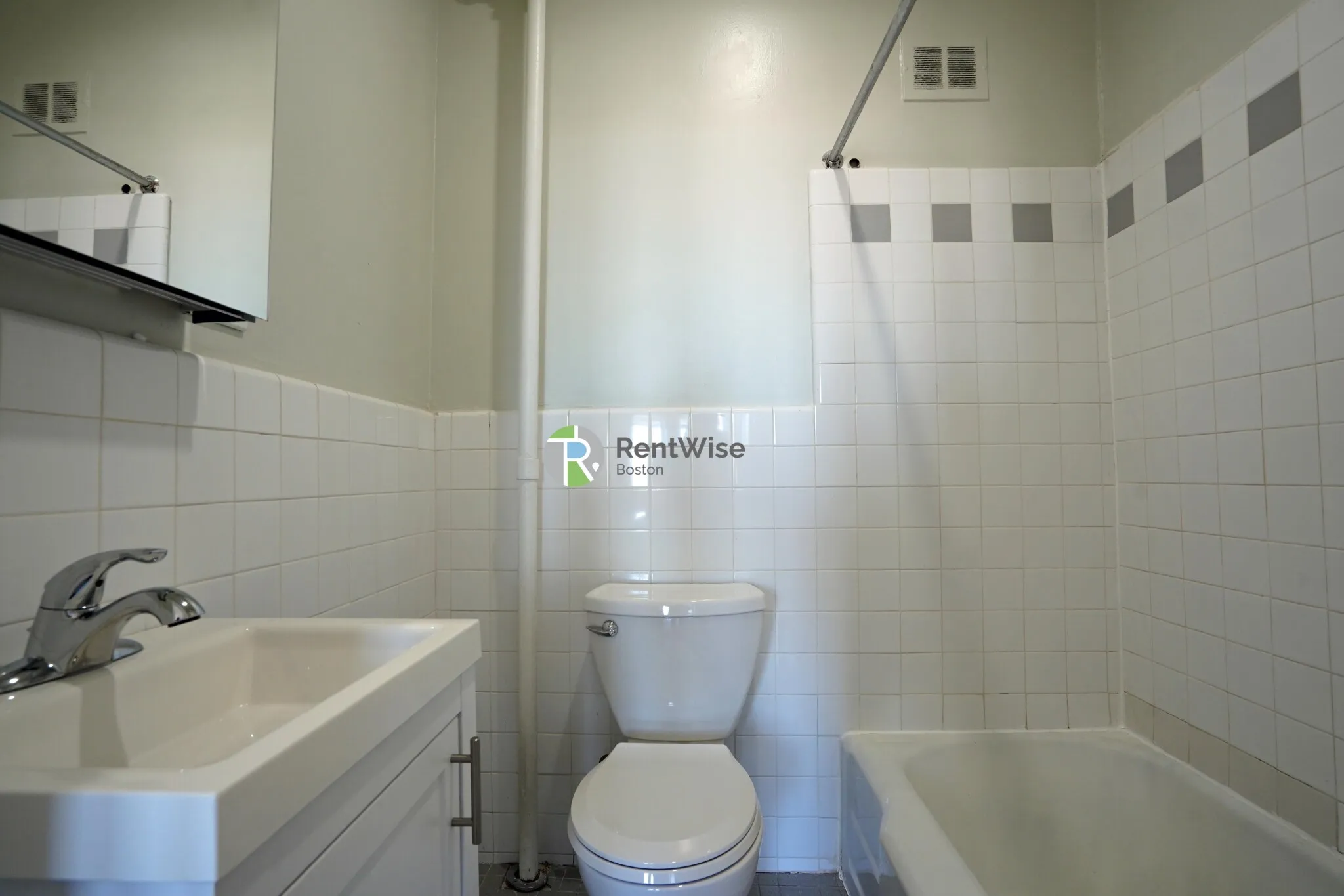1 bed, 1 bath apartment for rent at 1212 Commonwealth Ave Unit 9, Brighton — photo 14 of 18