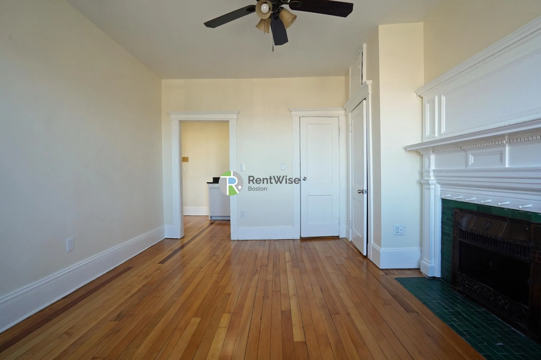 1 bed, 1 bath apartment for rent at 1212 Commonwealth Ave Unit 9, Brighton — photo 4 of 18