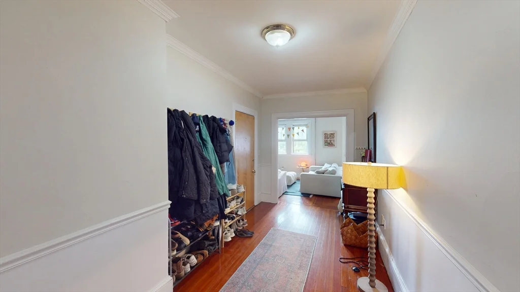 3 bed, 1 bath apartment for rent at 1213 Beacon St Unit 5, Coolidge Corner — photo 6 of 16