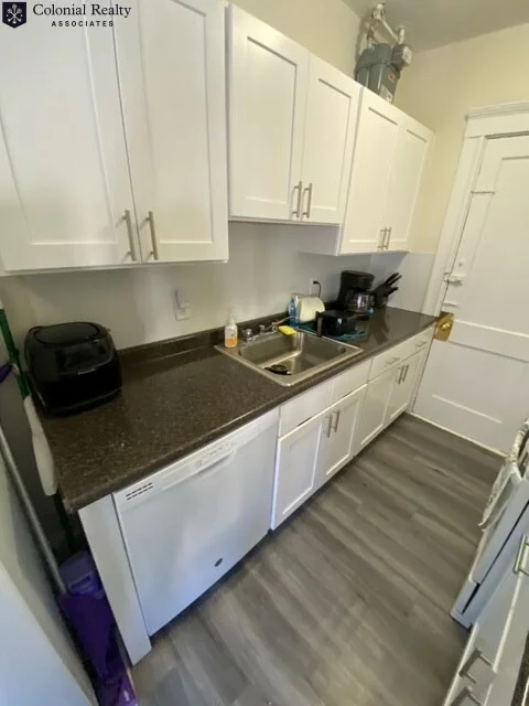 1 bed, 1 bath apartment for rent at 1213 Boylston St Unit 63, Fenway — photo 3 of 3