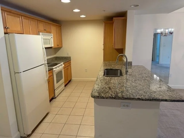 1 bed, 1 bath apartment for rent at 1214 Emerald Ct Unit 1214, Tewksbury — photo 14 of 31