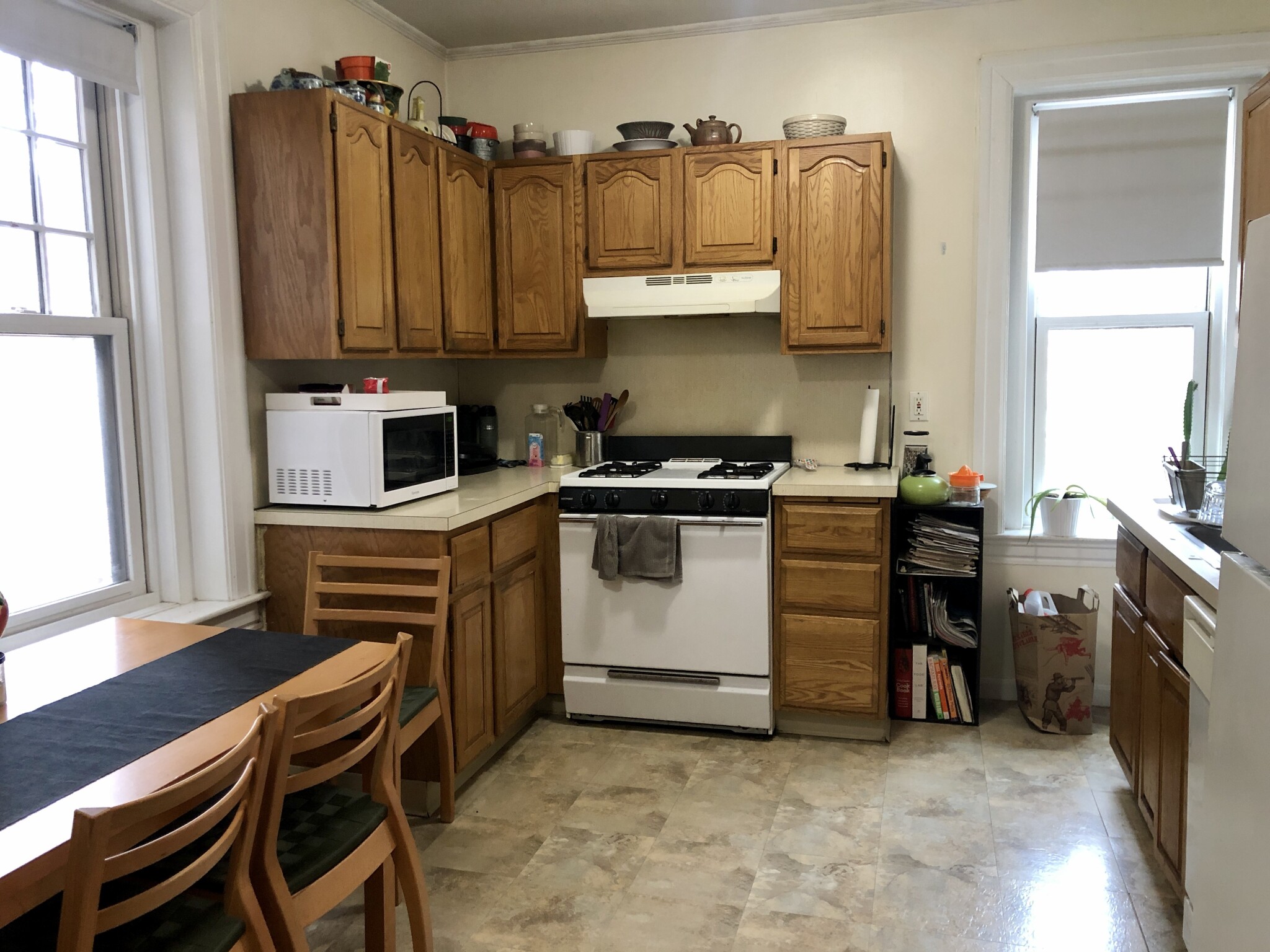 3 bed, 2 bath apartment for rent at 1215 Beacon St Unit 3, Coolidge Corner — photo 5 of 15