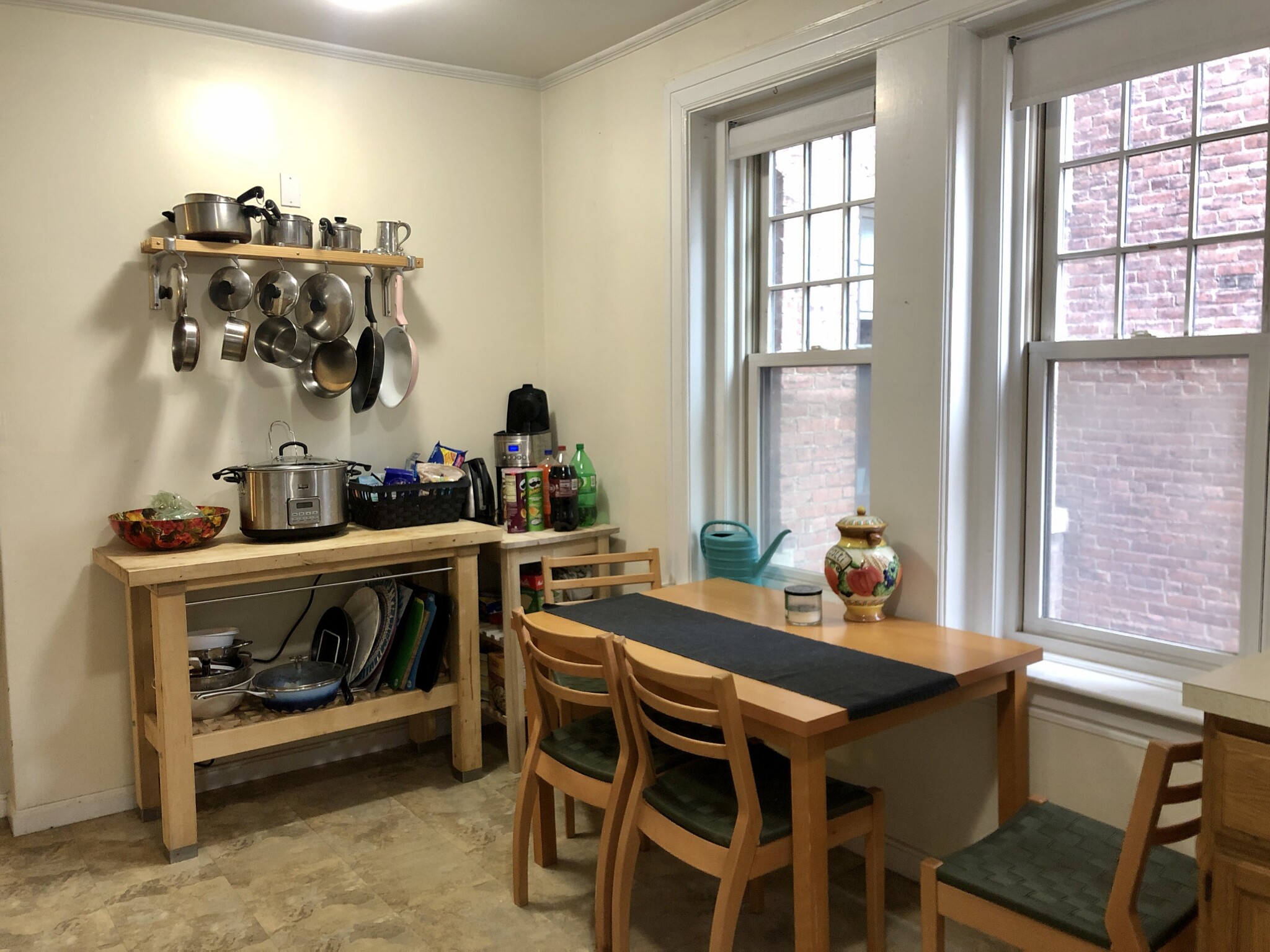3 bed, 2 bath apartment for rent at 1215 Beacon St Unit 3, Coolidge Corner — photo 6 of 15
